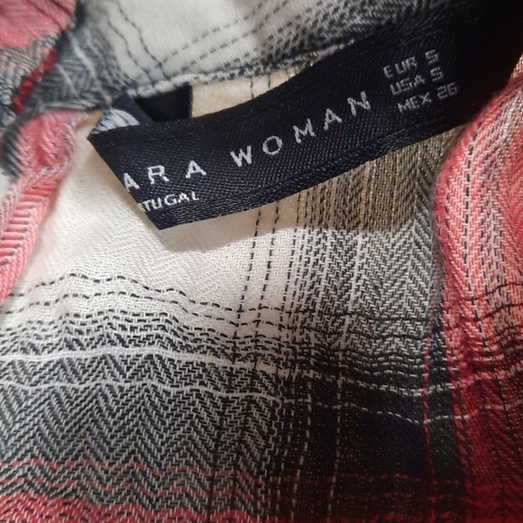 Zara Woman Cutout Long-sleeved Blouse - Picture 6 of 7